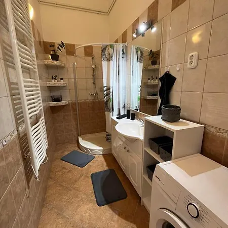 Szeged Apartman Διαμέρισμα *